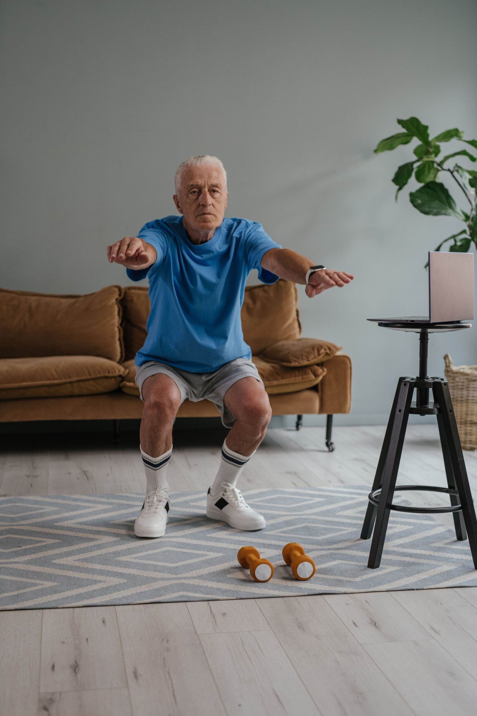 simple balance exercises for seniors